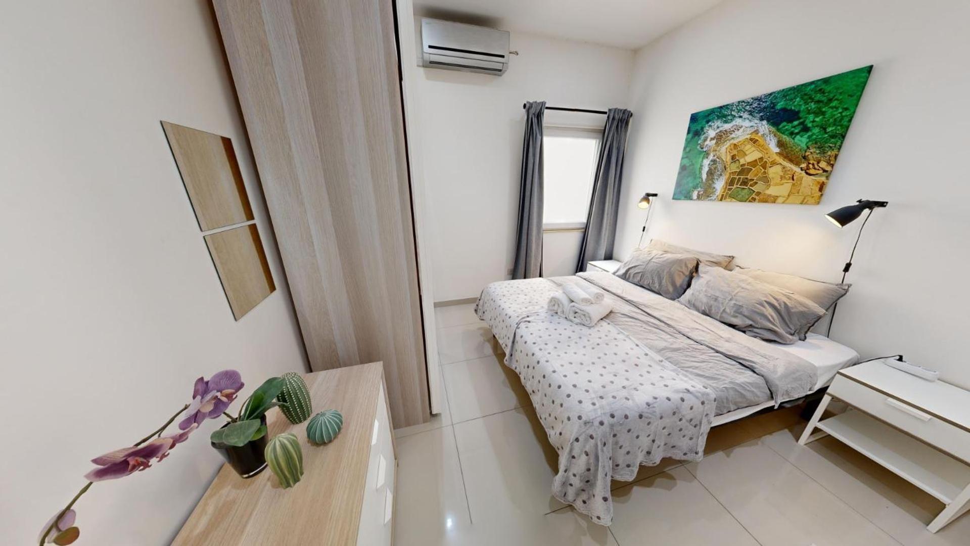 Urban Family Retreat Modern With Bbq Apartment Saint Julian's